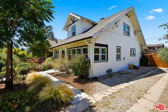 527 W 52nd Street, Los Angeles