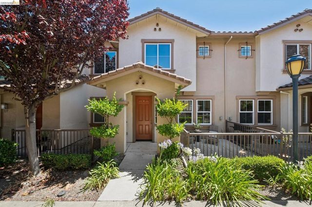 115 Carmel St, San Pablo