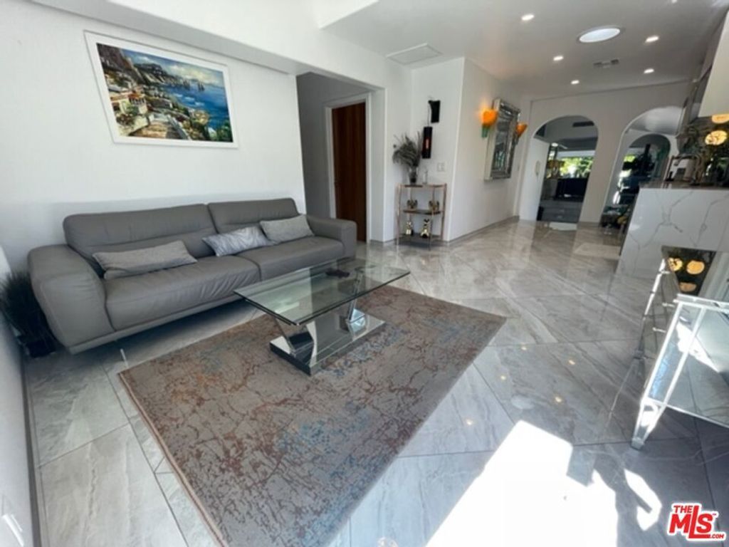 425 Sunridge Street, Playa Del Rey