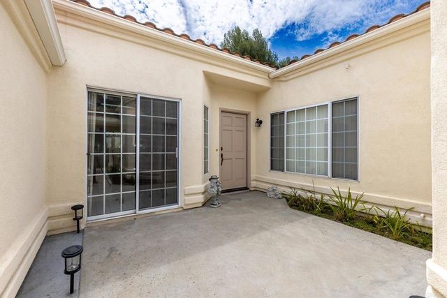 29665 Castle Creek Ln, Escondido