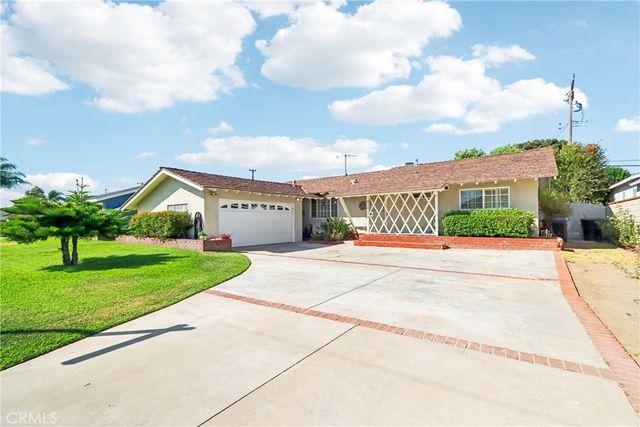 911 W Lucille Avenue, West Covina