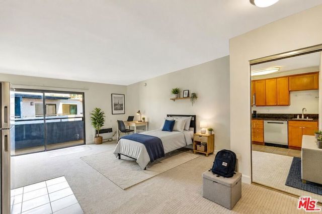 10982 Roebling Avenue # 522, Los Angeles