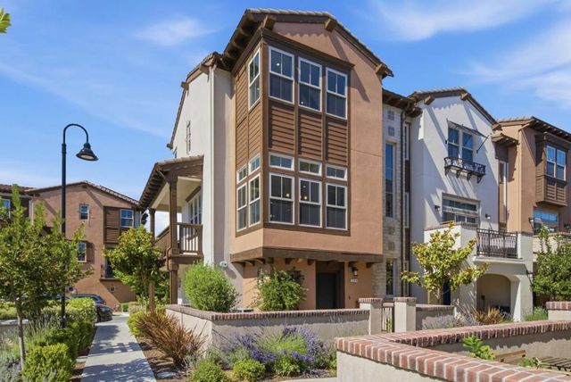 2348 Toledo Terrace, Mountain View