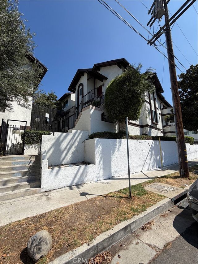 149 S Avenue 54 # 13, Los Angeles