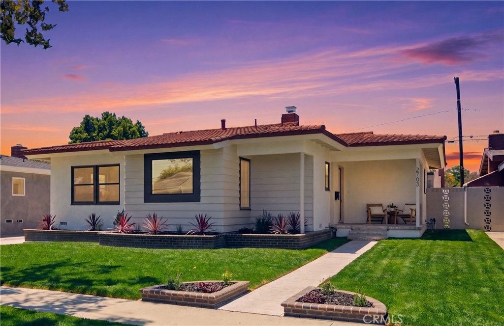 2703 Knoxville, Long Beach
