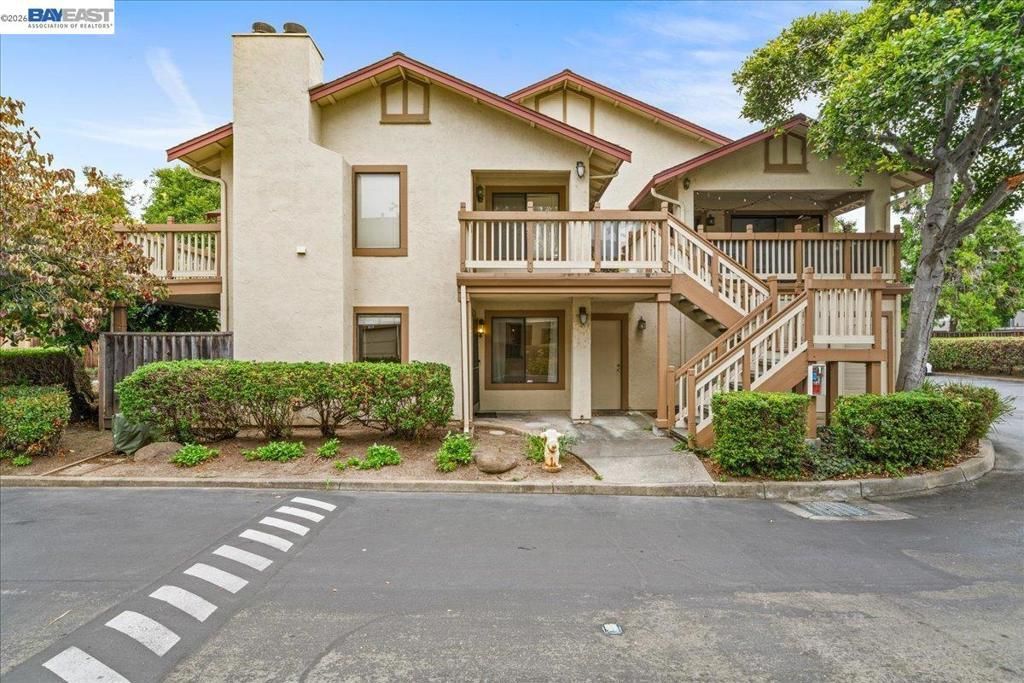951 Cherry Glen Cir, Fremont