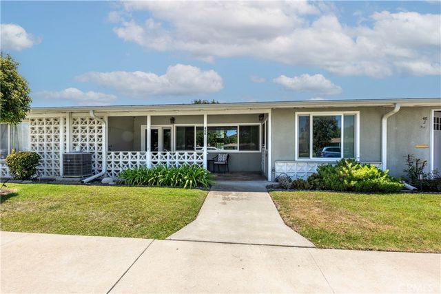 1642 Merion # 40k, Seal Beach