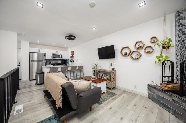 4380 Temecula St # 4, San Diego