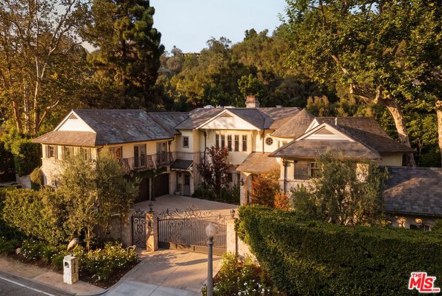 1900 Mandeville Canyon Road, Los Angeles