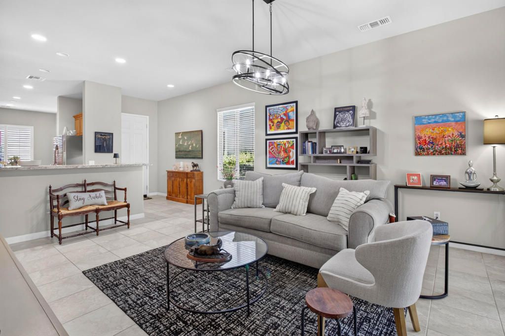 41411 Calle Servando, Indio