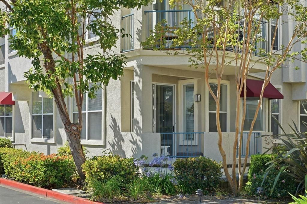 601 Baltic Circle # 607, Redwood City