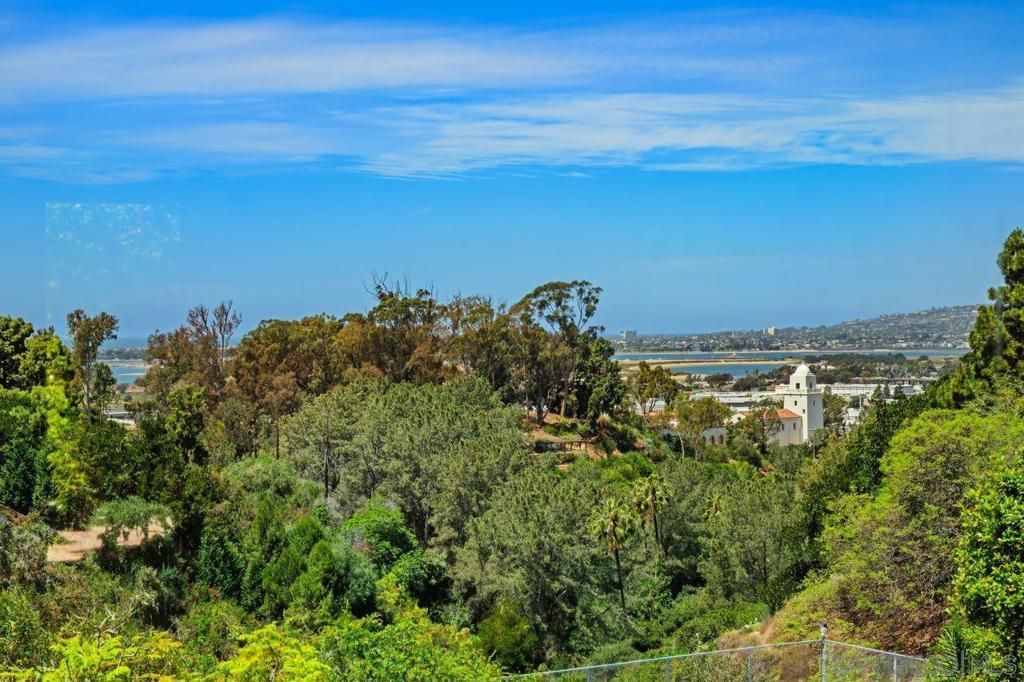 2417 Arista Ct, San Diego