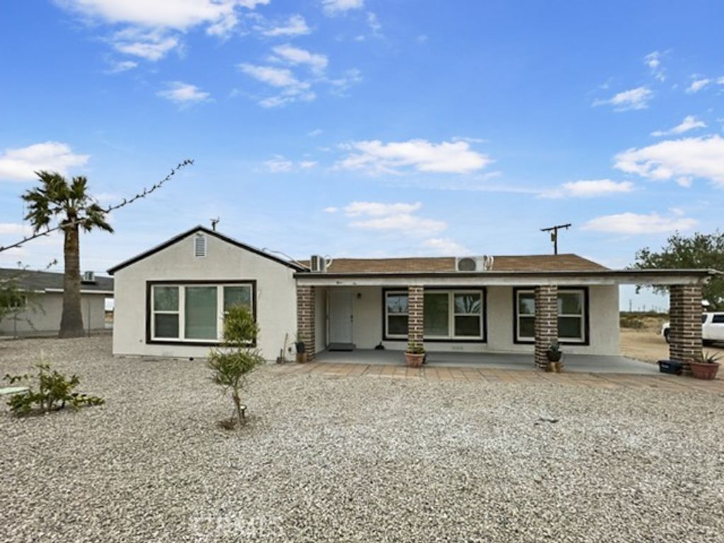 18351 Cottonwood Drive, Blythe