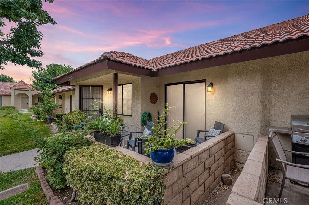 19233 Elm, Apple Valley