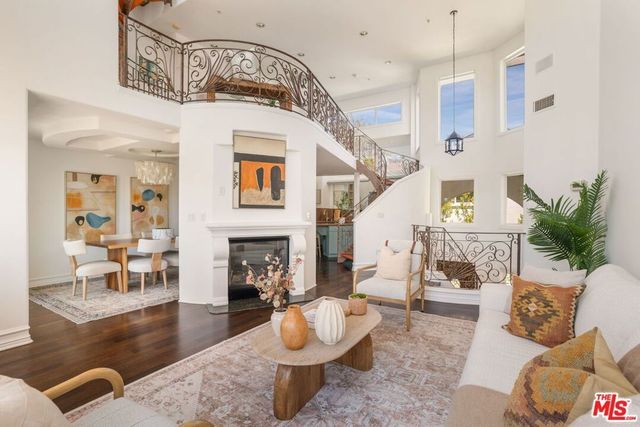 2922 Montana Avenue # B, Santa Monica