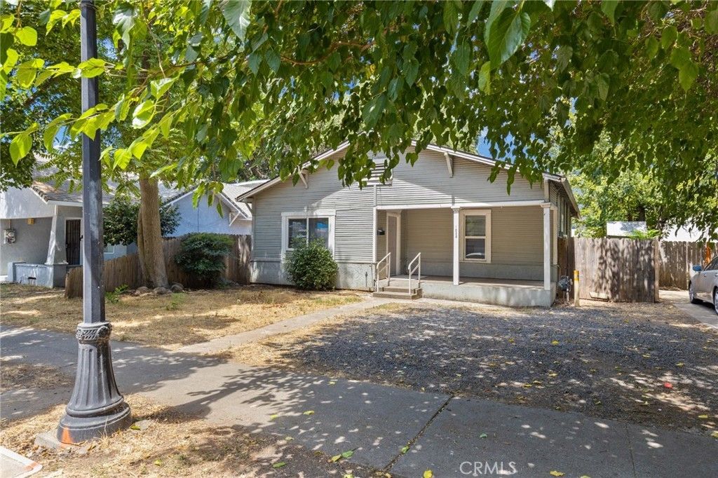 1038 W 5th Street, Chico