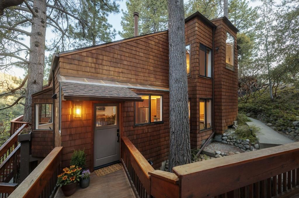55100 Pine Crest Drive, Idyllwild