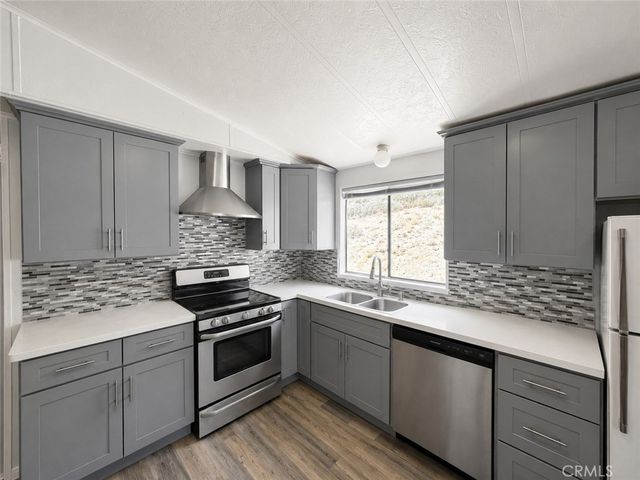 8372 Green, Pinon Hills