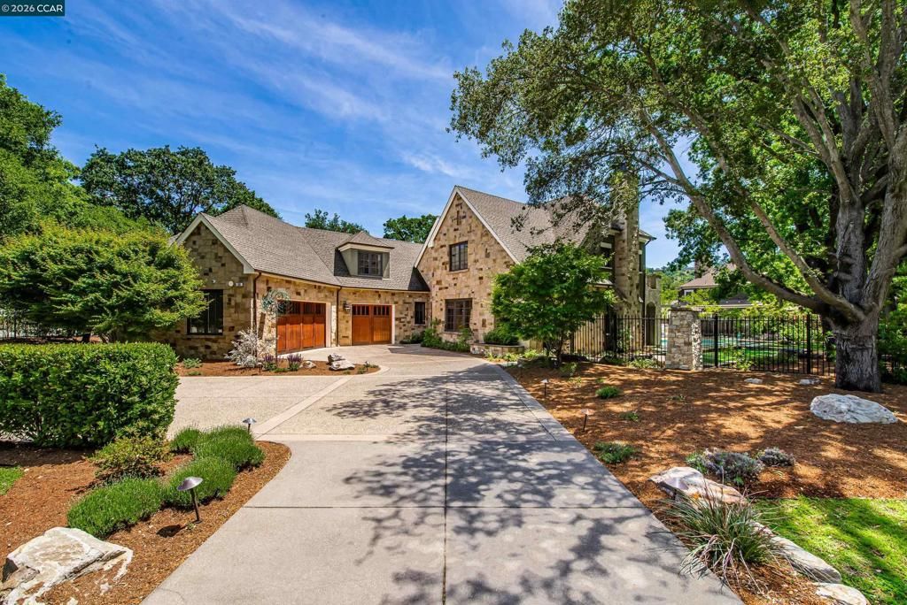 53 Hidden Oaks Dr., Lafayette