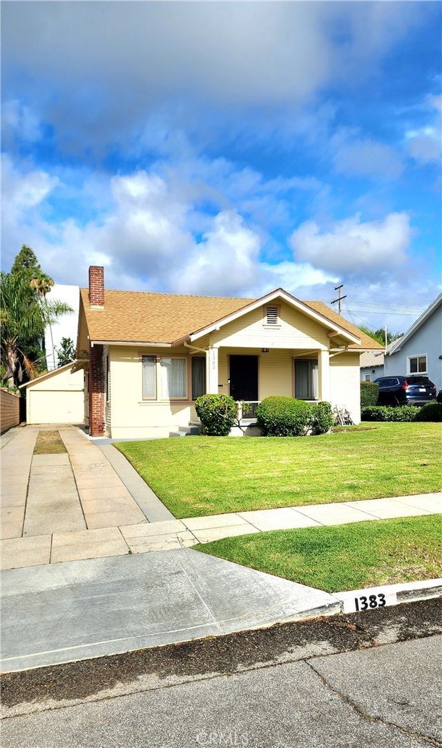 1383 N Oxford, Pasadena