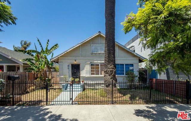 615 San Juan Avenue, Los Angeles
