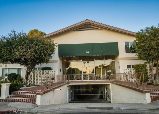 1360 Shadow Lane # K, Fullerton