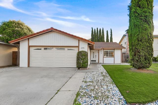 8398 Cypress Court, Dublin