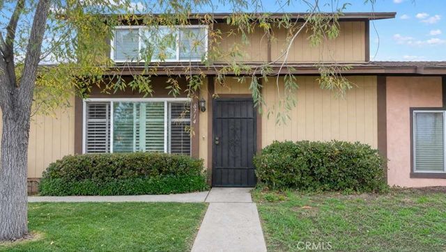 8714 Willis, Panorama City