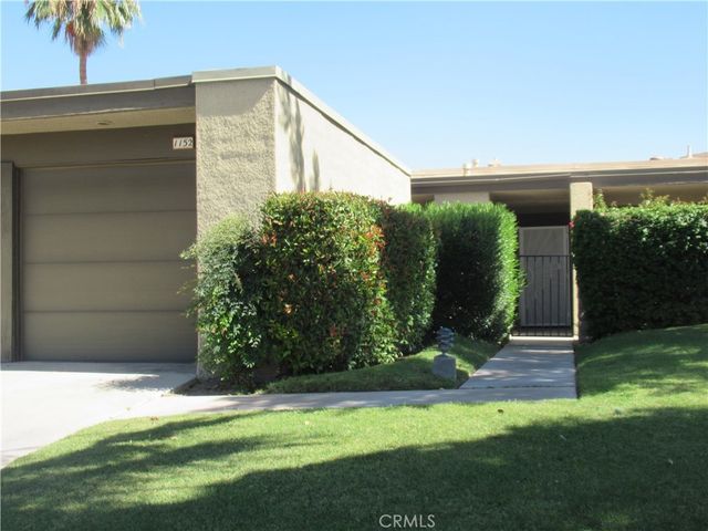 1152 Tiffany Circle N, Palm Springs