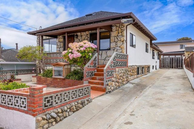 833 Hellam Street, Monterey