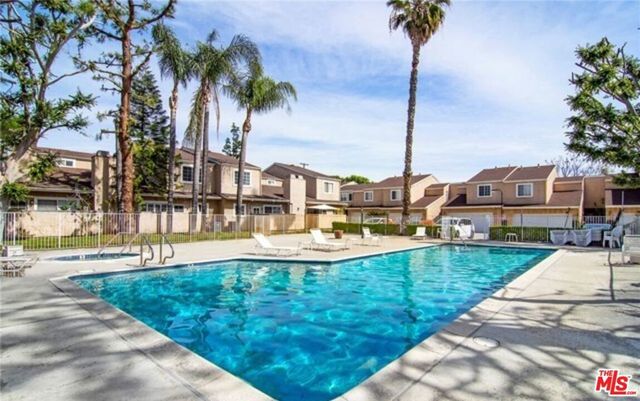 19928 Chase Street # 27, Los Angeles