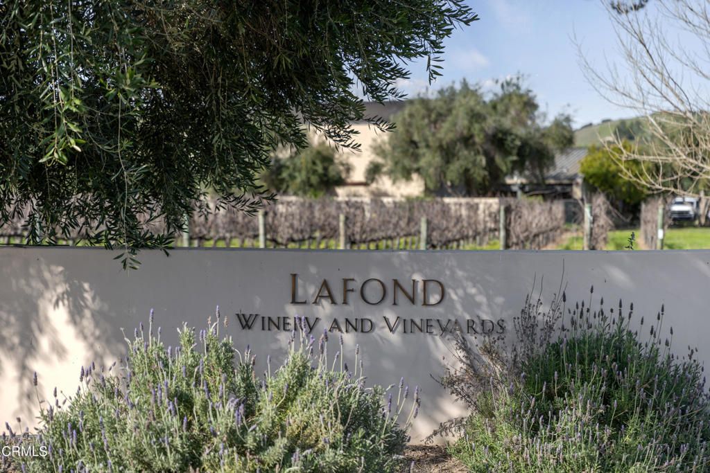 6855 Santa Rosa Road, Buellton