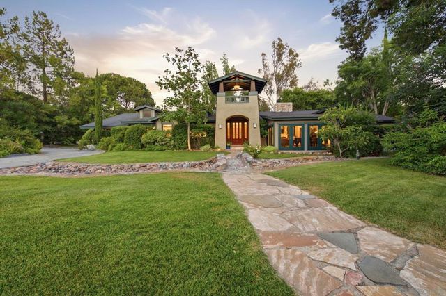 13327 Calle Colina, Poway