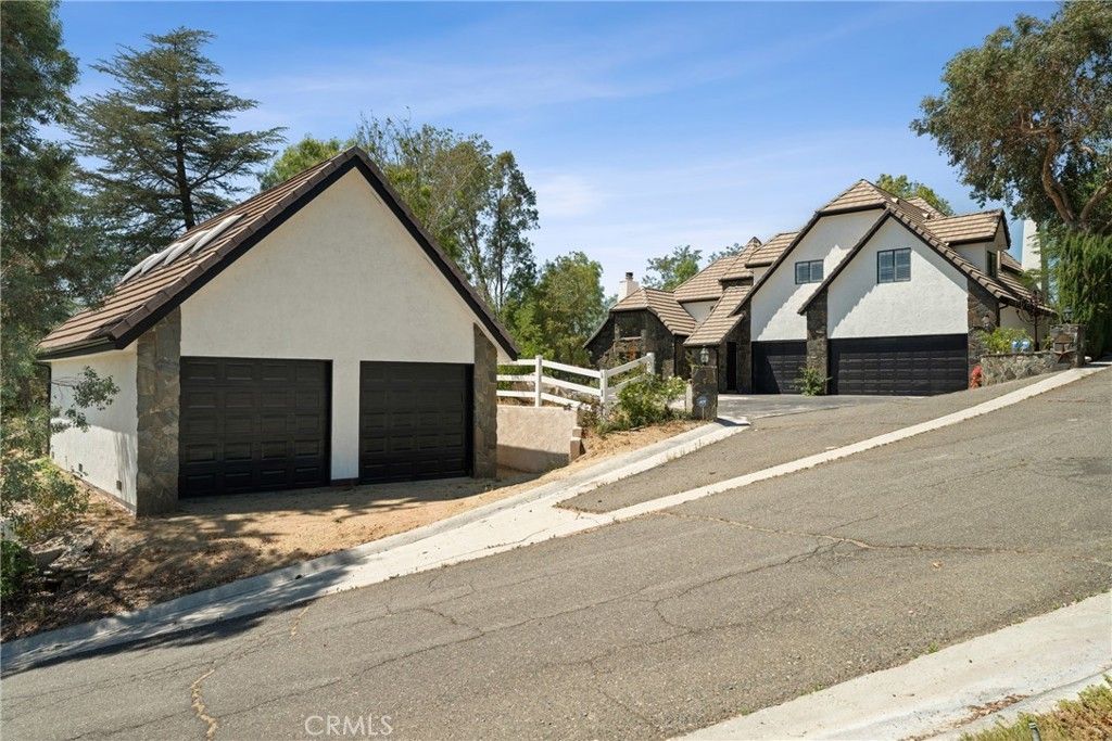16161 Sky Ranch, Canyon Country