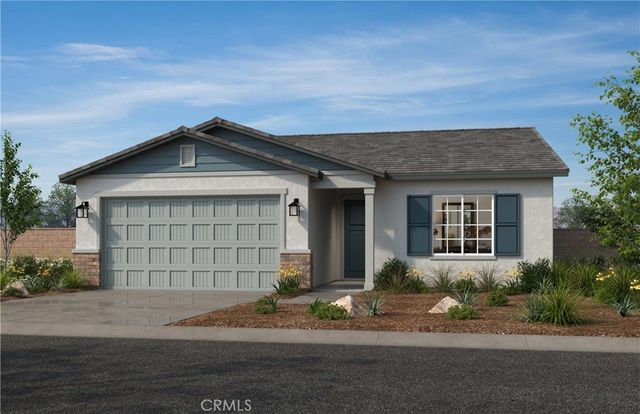 31384 Pine Oak Road, Winchester