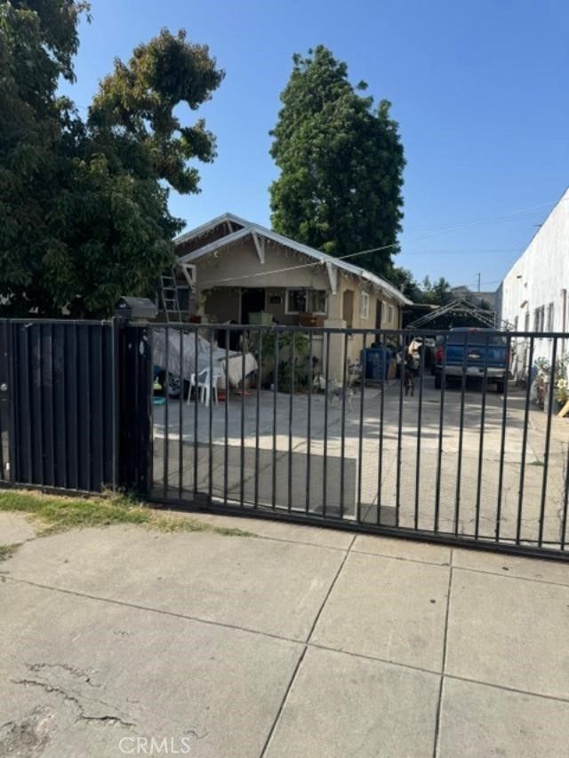 1655 E 42nd Street, Los Angeles