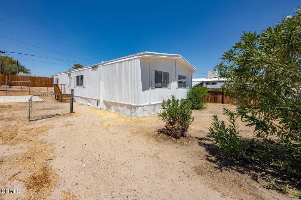 1404 W Langley Avenue, Ridgecrest