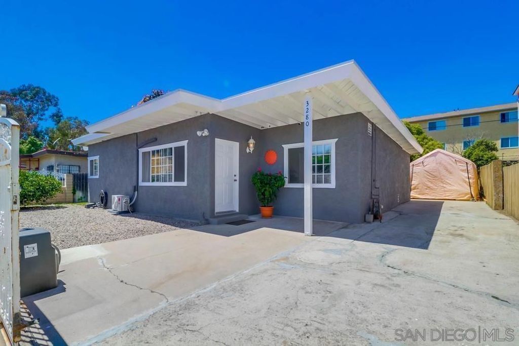 3280 Gillette St, San Diego