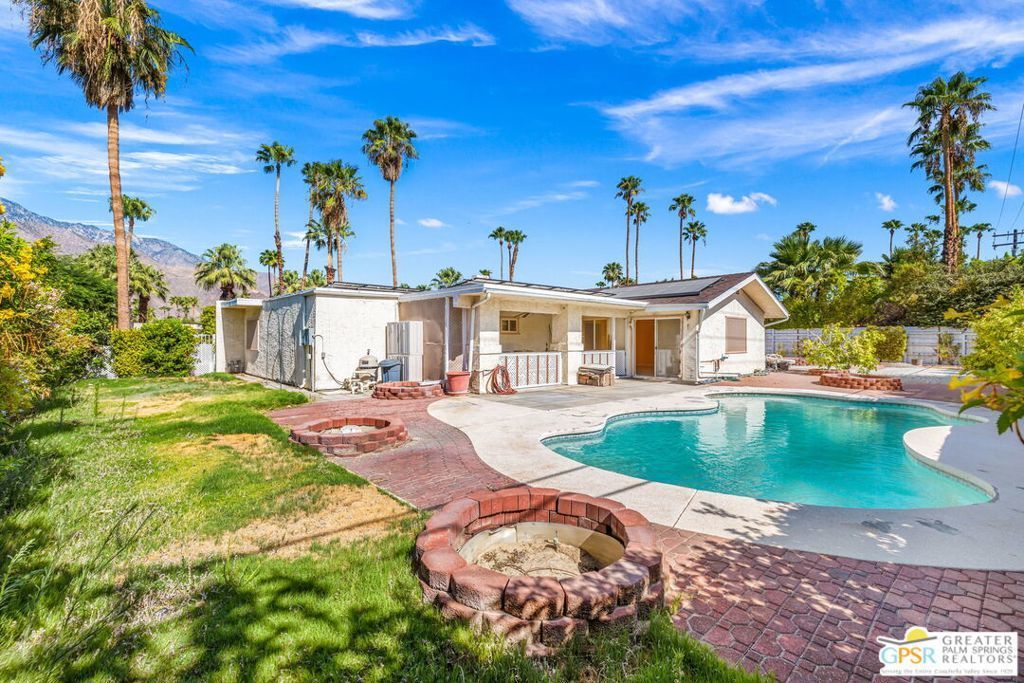 532 N Orchid Tree Lane, Palm Springs