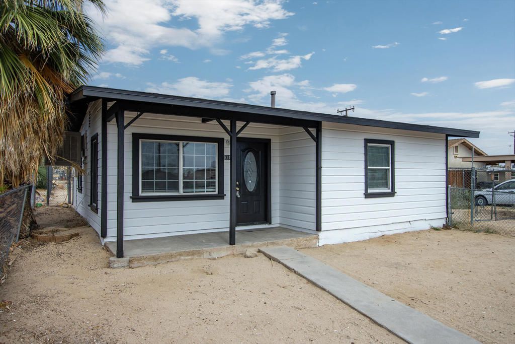 6316 Athol Avenue, 29 Palms