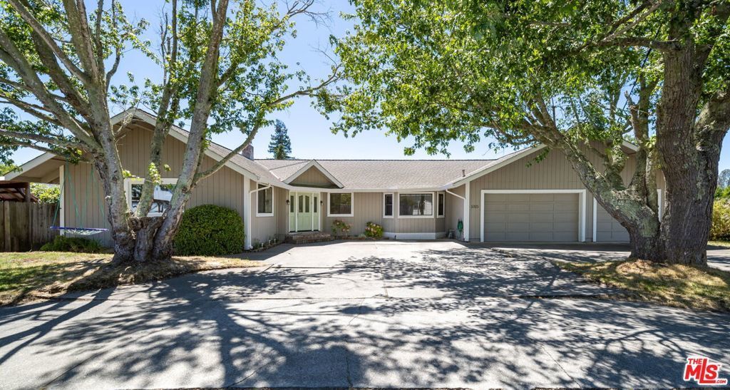 5325 Lone Pine Road, Sebastopol