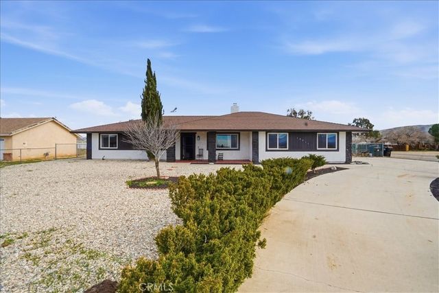 10911 Caribou Avenue, Apple Valley