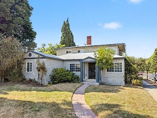 2851 Delaware Avenue, Santa Monica