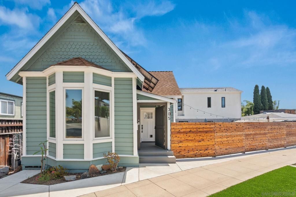 305 Pomona Ave, Coronado