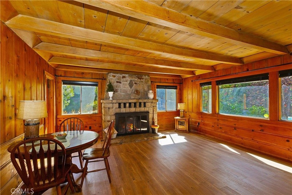 863 Oak, Lake Arrowhead