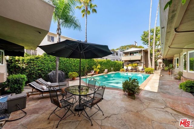 1330 N Crescent Heights Boulevard # 16, West Hollywood