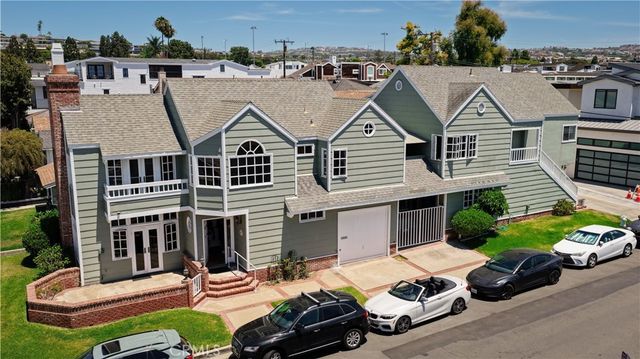 700 Goldenrod, Corona Del Mar