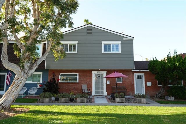 8226 Pennington Dr, Huntington Beach
