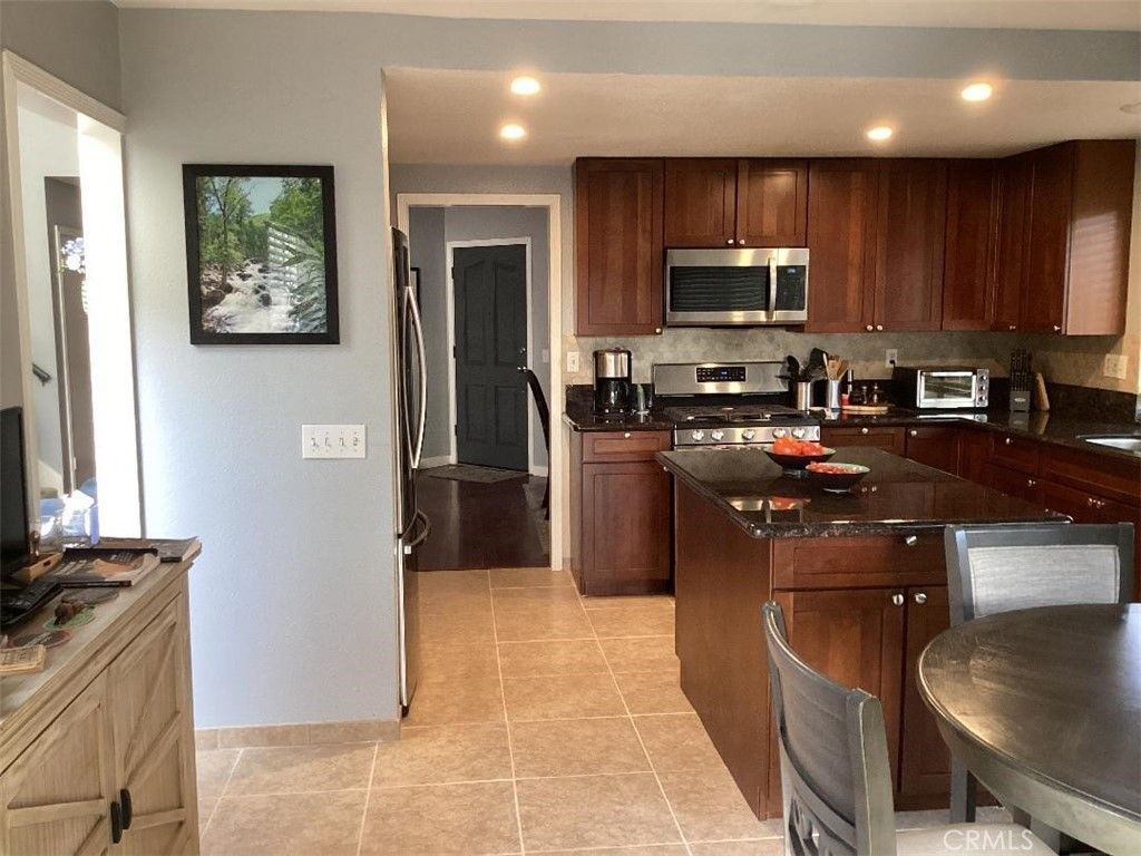 12568 Rideabout Court, San Diego