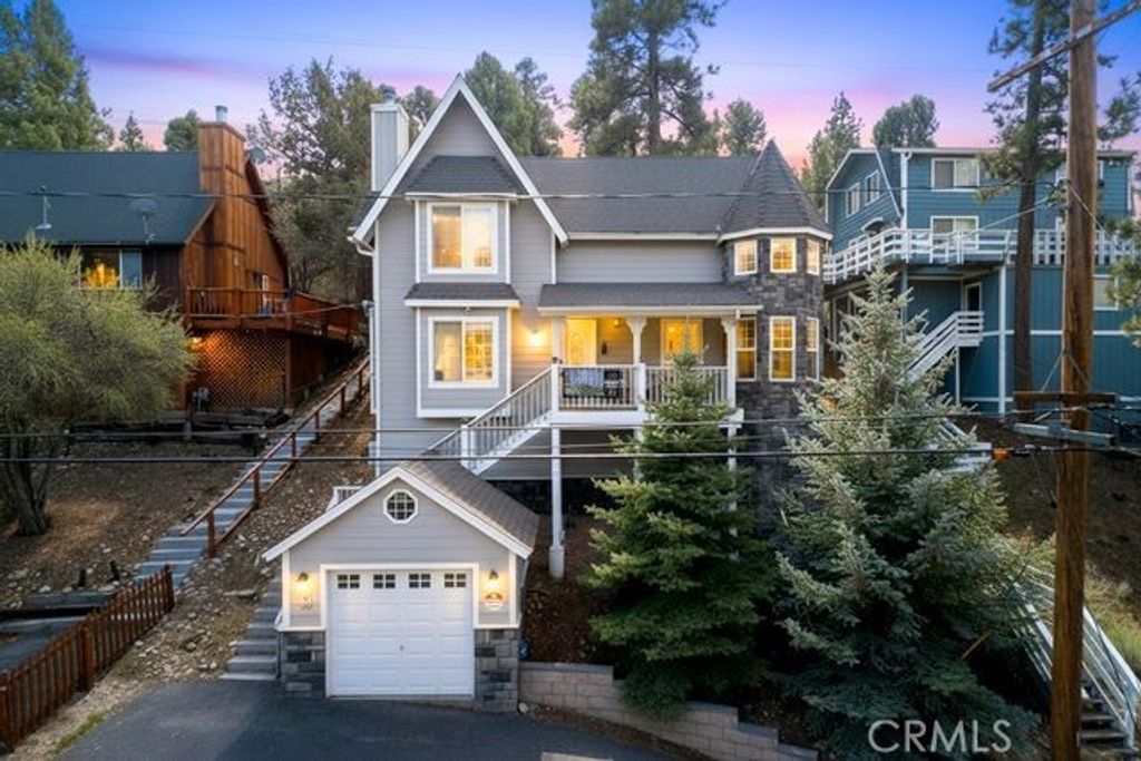 700 Booth Way, Big Bear City